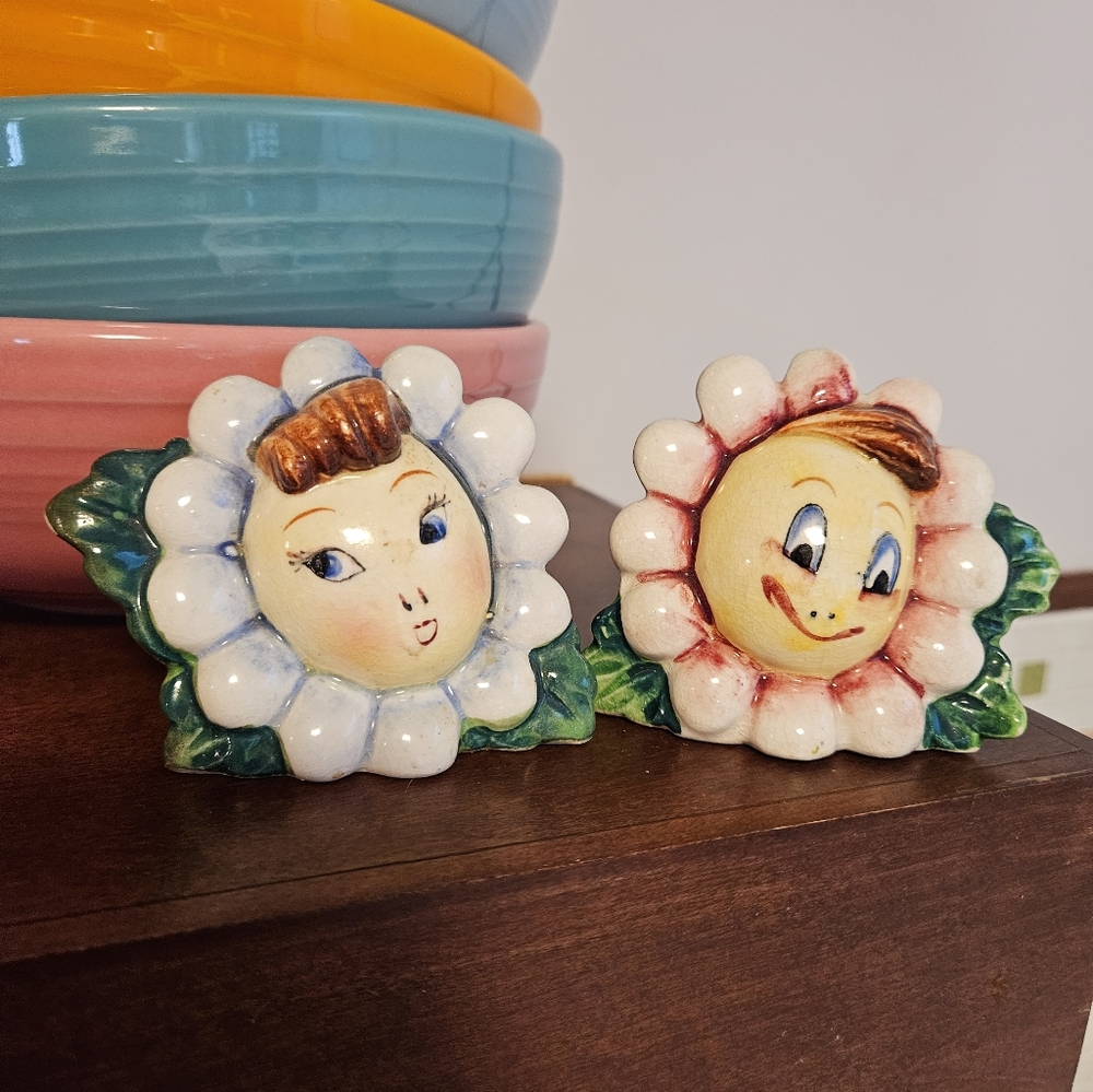Vintage Anthropomorphic Flower Shakers Japan